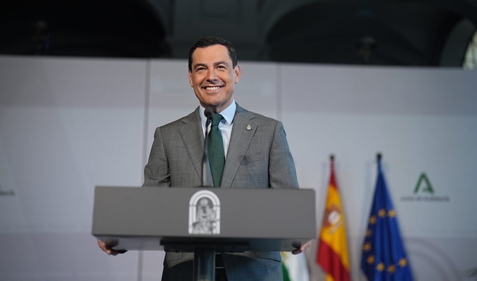 Ocho mujeres, seis hombres y cuatro de ellos independientes, nuevo Gobierno de Andalucía