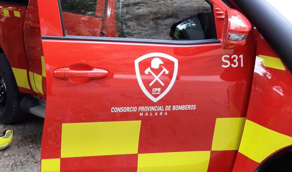 Cinco heridos tras el vuelco de un vehículo en Antequera