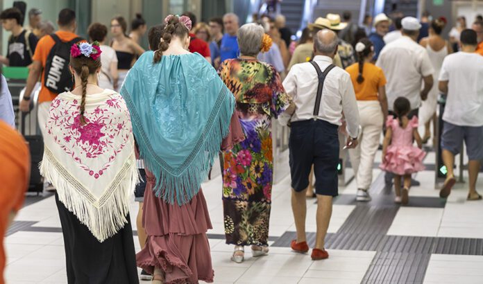 Metro de Málaga amplía el horario y mejora las frecuencias de paso con motivo de la Feria