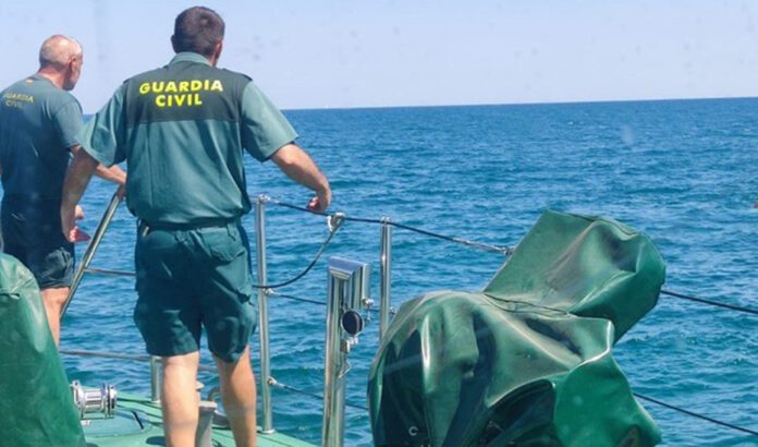 Hallado en el mar el cuerpo sin vida de una persona en Pulpí