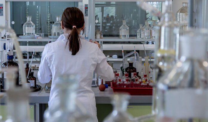 Salud intensificará la vigilancia epidemiológica del mpox a través de la identificación del nuevo subtipo