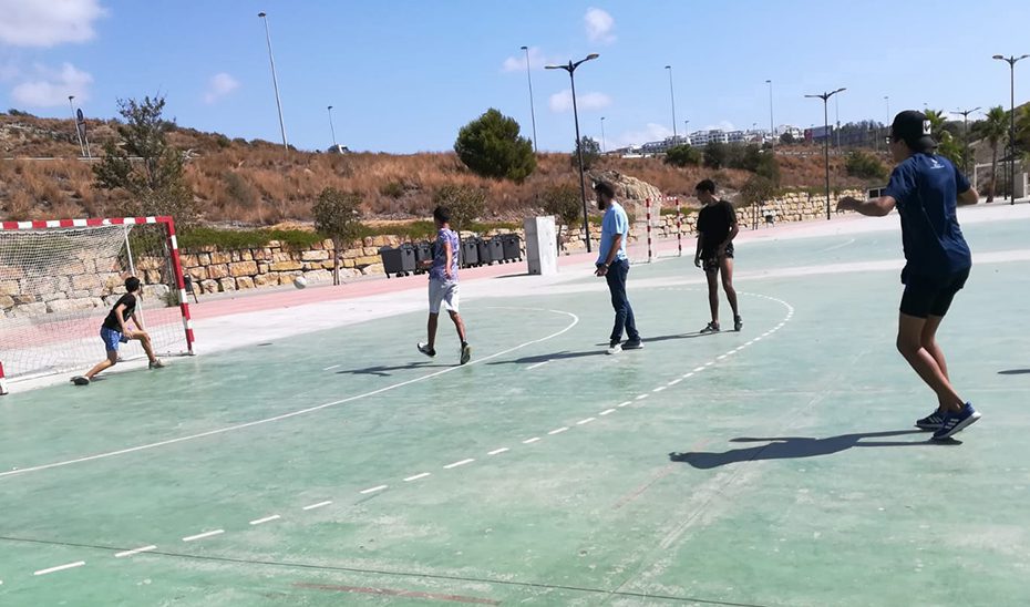 Andalucía lleva a la UE un proyecto para favorecer la inclusión de jóvenes mediante deportes al aire libre