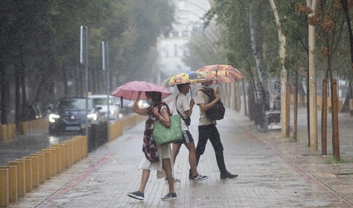 El 112 recomienda no cruzar con el vehículo por zonas anegadas o con balsas de agua