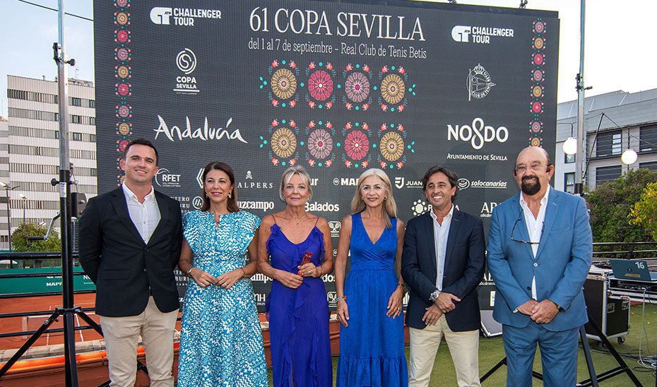 Del Pozo destaca el potencial de Andalucía para acoger grandes eventos, como la Copa Sevilla de Tenis