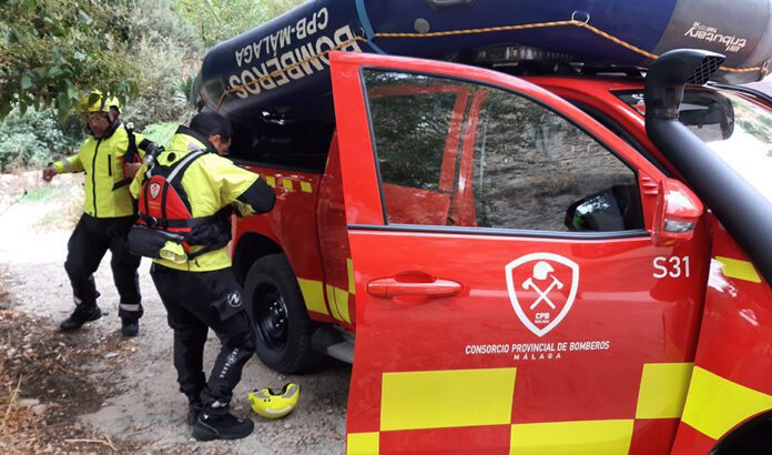 Rescatan el cuerpo sin vida de un anciano caído  en un bancal en Frigiliana
