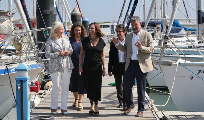 Las obras de dragado de la bocana del puerto de Rota comenzarán antes de final de año