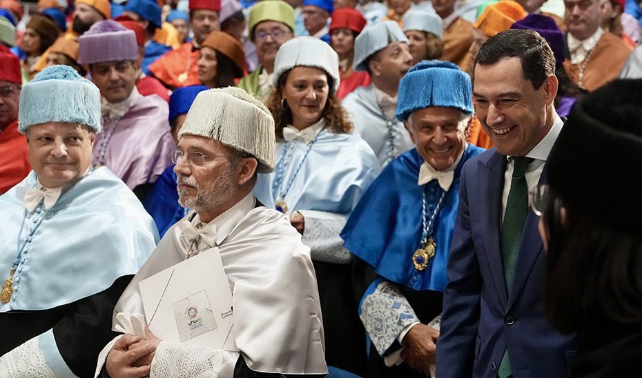 Moreno defiende un nuevo modelo de financiación para fortalecer el sistema universitario público andaluz