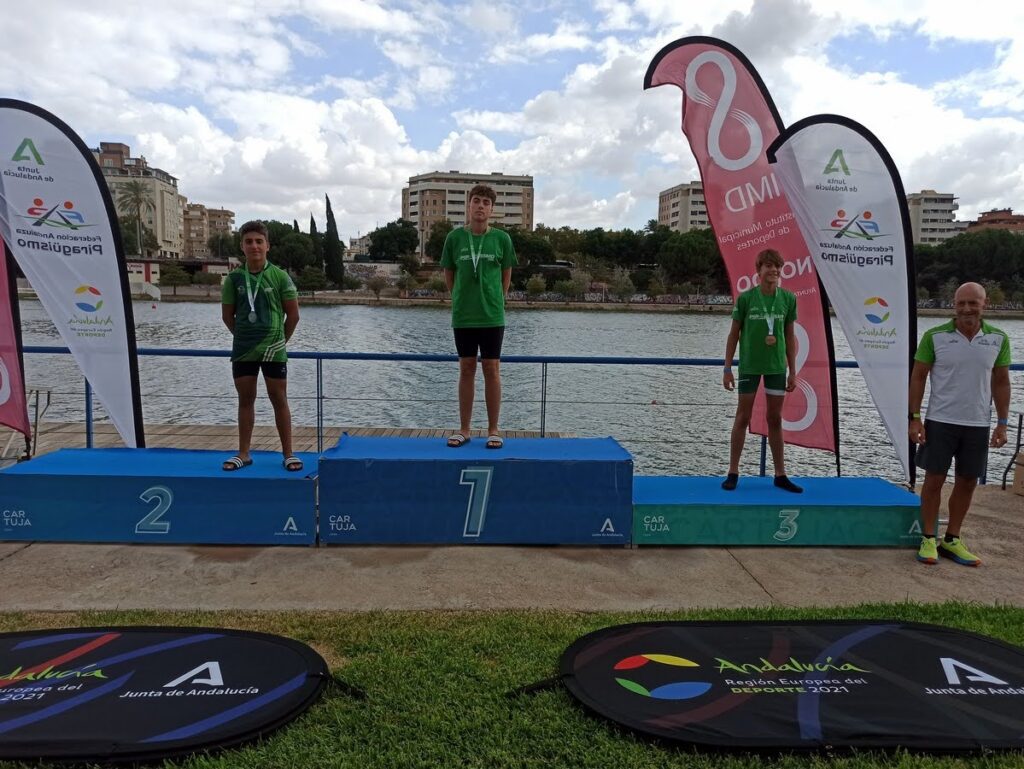 El CAN Eslora conquista 9 medallas en el Campeonato de Andalucía de Barcos Combinados