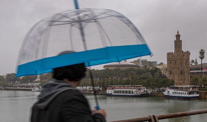 Previstos avisos naranjas por lluvias en Huelva, Sevilla, Córdoba y Cádiz para viernes y sábado