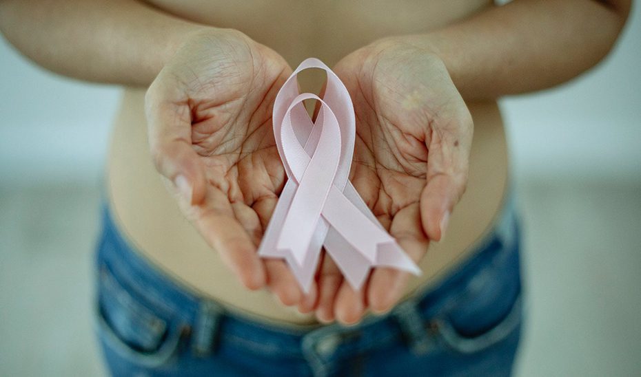 El cáncer de mama, con 269 estudios, es el tumor más investigado en la sanidad pública andaluza