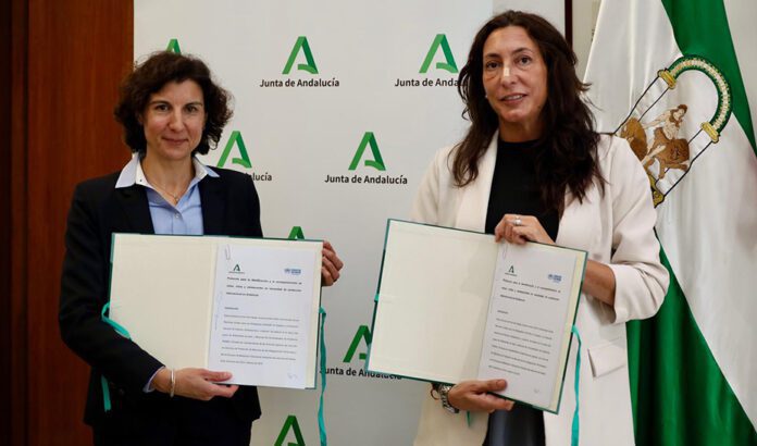 La Junta y ACNUR firman un protocolo para menores no acompañados con necesidad de protección internacional