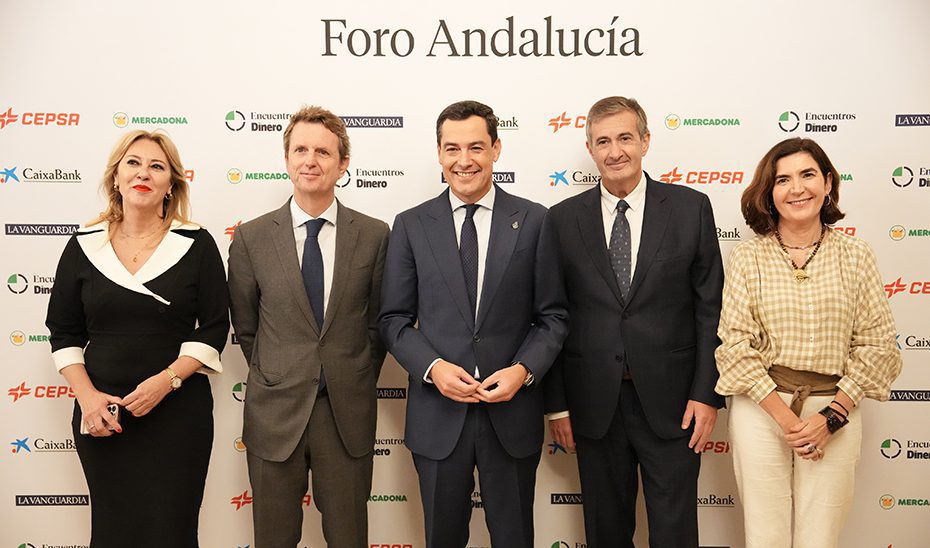 Moreno avanza que los Presupuestos para 2025 destinarán 800 millones para facilitar el acceso a la vivienda