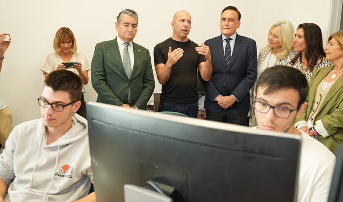 La Junta amplía un 62% la capacidad de alojamiento empresarial de Rota con la nueva sede del CADE