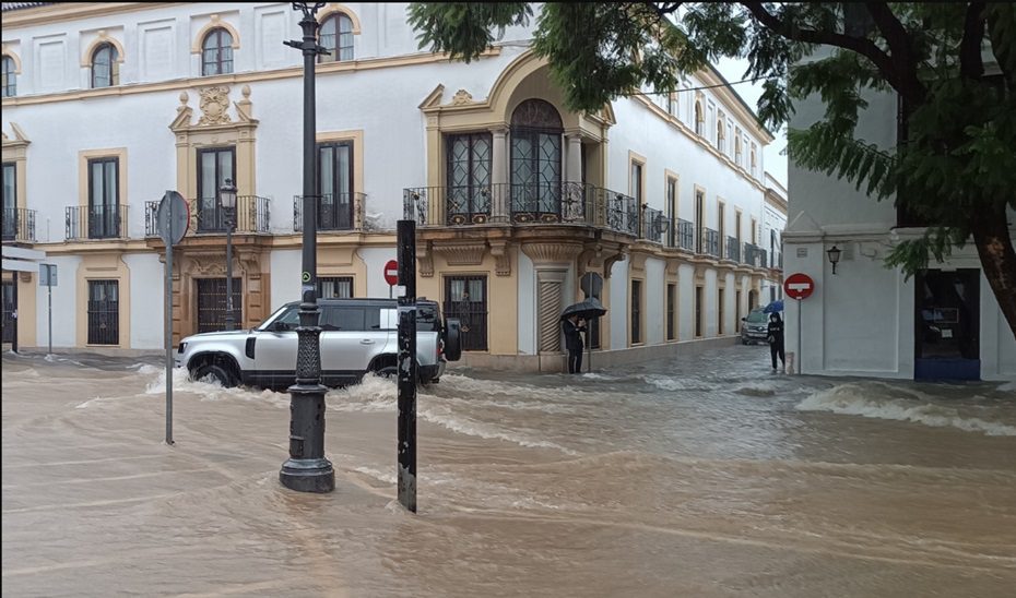 El temporal causa 1.343 incidencias en Andalucía, de las que más de 300 se han registrado en Cádiz