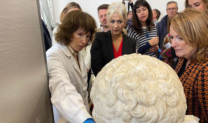 Las esculturas del Museo Arqueológico de Sevilla, al descubierto tras su traslado al Centro Logístico de Patrimonio
