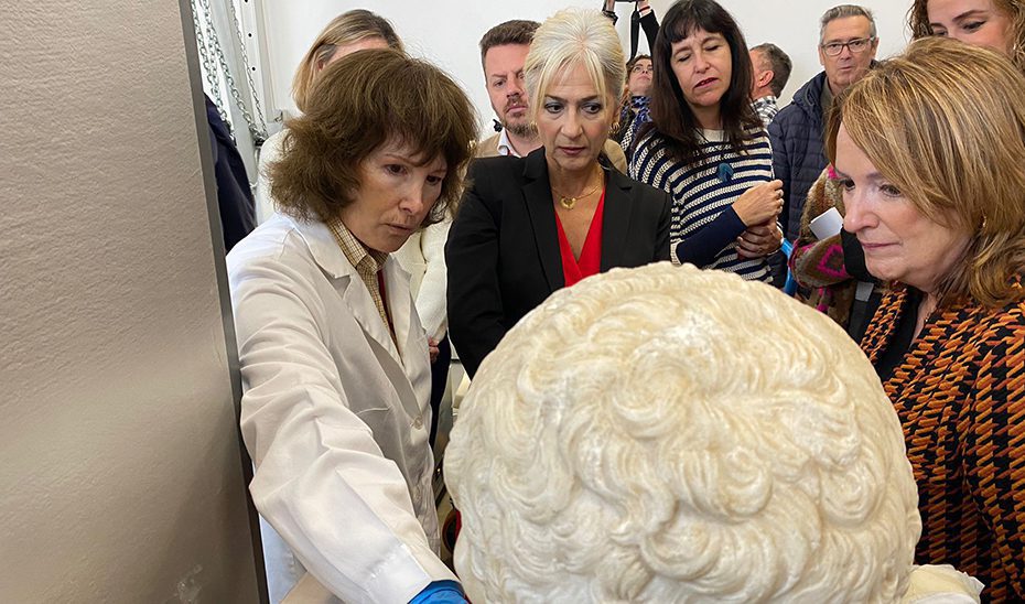 Las esculturas del Museo Arqueológico de Sevilla, al descubierto tras su traslado al Centro Logístico de Patrimonio
