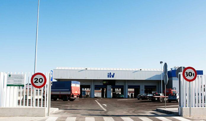 Veiasa cierra las estaciones ITV de Málaga y las de Motril y Órgiva, en Granada, por el temporal