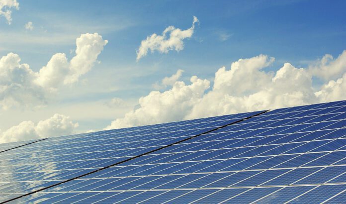 La Junta incentiva con 7,1 millones de euros las mejoras de eficiencia energética de seis empresas