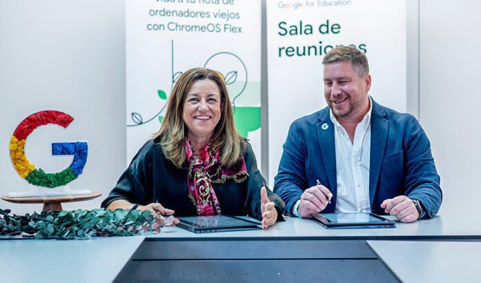 Andalucía renueva la colaboración con Google y Microsoft para ofrecer herramientas digitales a profesorado y alumnado