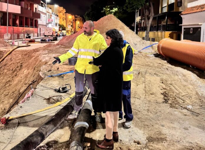 EL SUMINISTRO DE AGUA SE HA RESTABLECIDO EN LA CIUDAD A LAS 13:00 HORAS