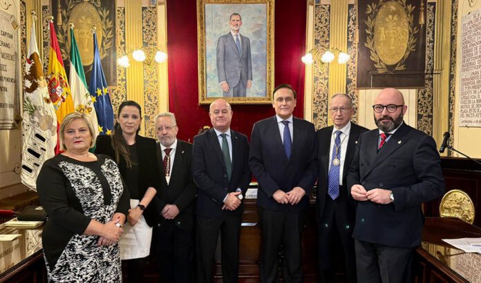 La Junta incrementa en 2025 en casi un 10% los fondos para el funcionamiento de las academias