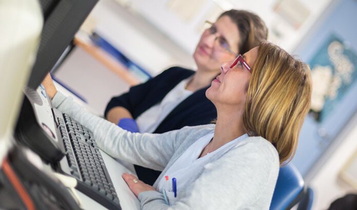 El SAS estudia la igualdad entre mujeres y hombres en el entorno laboral sanitario