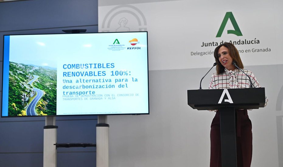 El autobús con combustible 100% renovable que se probó en Granada redujo un 80% la emisión de CO2