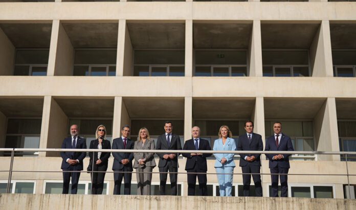 Moreno señala que la compra de El Cubo en Granada permitirá un ahorro a las arcas públicas de 1,2 millones al año en alquileres