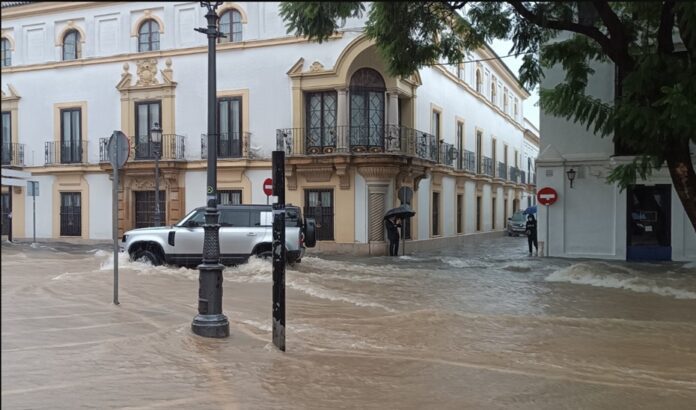 La Junta aprueba adelantar por Decreto ley las ayudas a los municipios afectados por la DANA