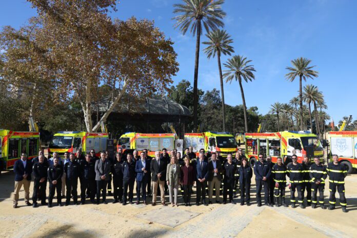 El Consorcio de Bomberos de Cádiz mejora su flota de vehículos con nueve furgones de salvamento ligeros