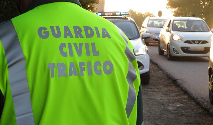 Fallece un hombre de 52 años tras la salida de vía de un vehículo en la A-66 en Guillena