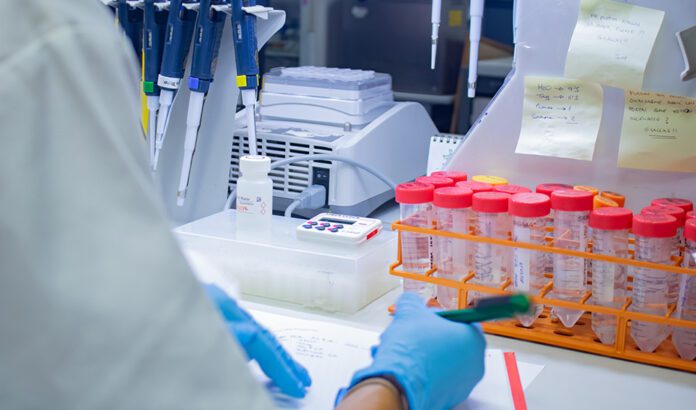 Ayudas para la contratación de 19 postdoctorales en grupos de investigación del sistema sanitario público de Andalucía