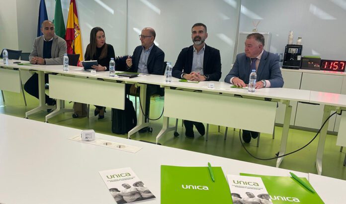 Andalucía aprobará una convocatoria de ayudas para que las comunidades de regantes aumenten la capacidad de almacenar agua