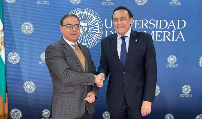 Junta y UAL acuerdan incrementar los indicadores de investigación y contribuir a la cohesión territorial