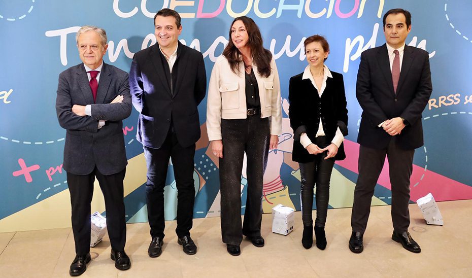 La Junta lanza una APP con materiales coeducativos dirigidos a profesorado, alumnado y familias