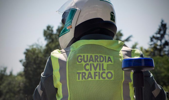 Un fallecido y un herido al salirse de la vía su vehículo en la A-4 a la altura de Écija