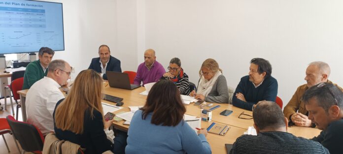 El nuevo plan de formación continua comprende 116 cursos destinados a 58 entidades locales