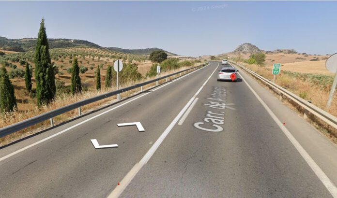 Una fallecida, tres heridos graves y uno leve en un accidente en la A-384 en Olvera
