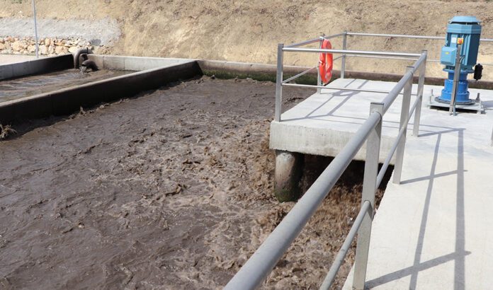 La Junta invierte 13M€ en mejorar la depuración de aguas de tres núcleos de Cádiz y Sevilla