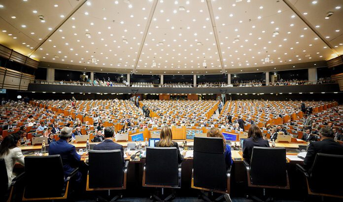 Moreno reclama en Bruselas conocer las causas del apagón y aumentar las infraestructuras energéticas para evitar que se repita