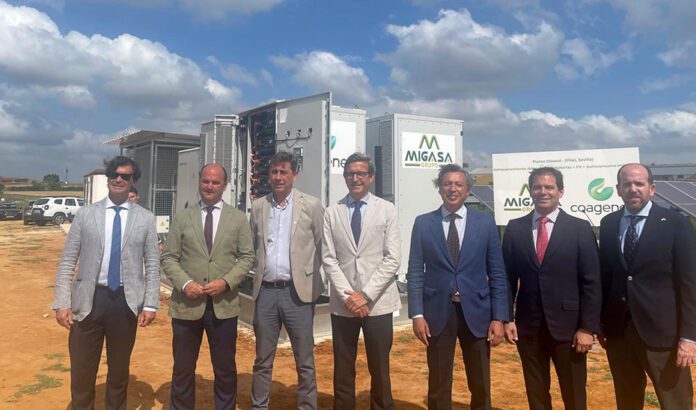 La Junta concede 700.000 euros a una planta de autoconsumo industrial con almacenamiento en baterías