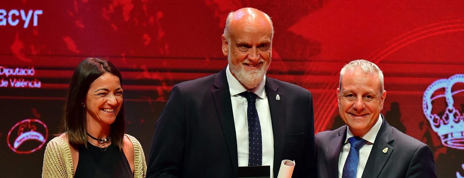 La Federación Española de Balonmano concede a Javier Vidal la Medalla al Mérito Deportivo