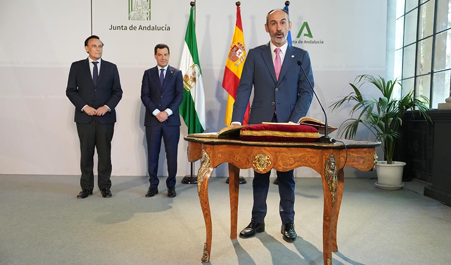 Moreno señala que este verano se hará efectivo el abono de 15,5 millones de euros adicionales para la financiación extraordinaria de las universidades públicas