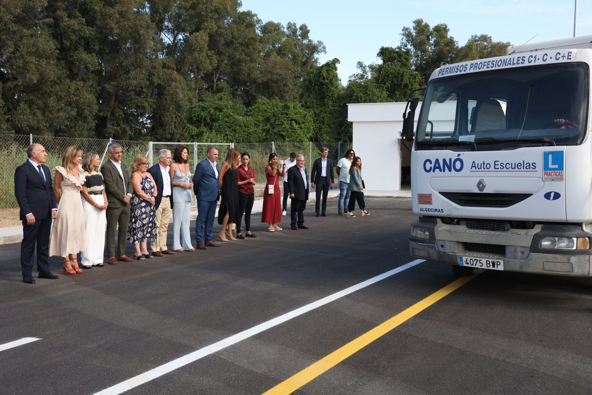 Algeciras cuenta ya con sus nuevas pistas para examinar permisos de motos y camiones