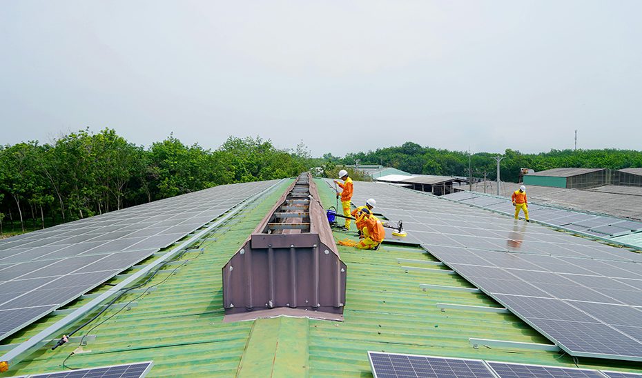 Cerca de mil empresas se interesan por las ayudas de competitividad y eficiencia energética de la Junta