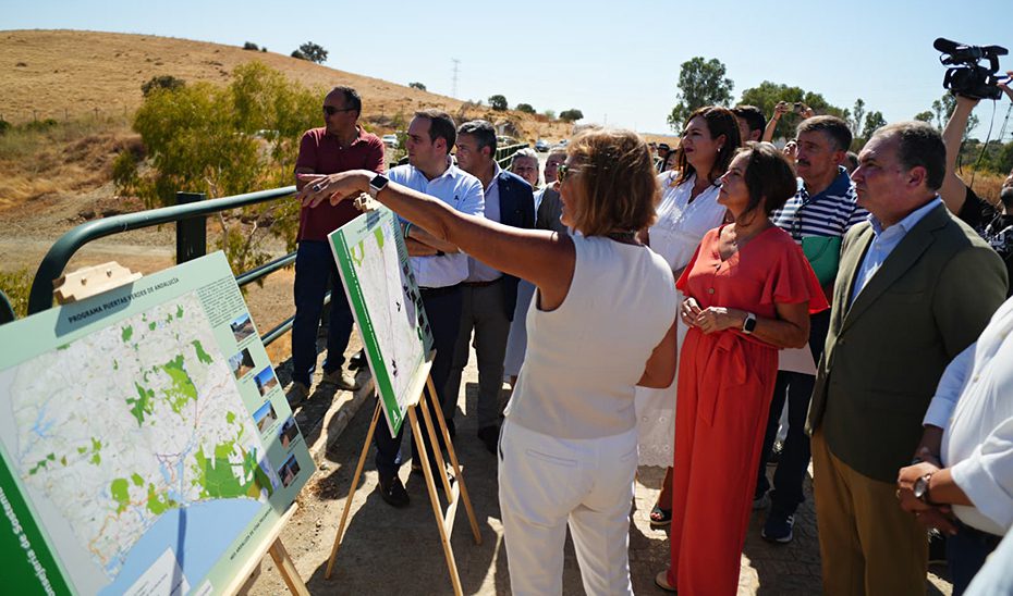 Comienzan las obras del primer tramo del Corredor Verde Río Tinto entre La Palma del Condado y Niebla, con una inversión de 2,1 millones