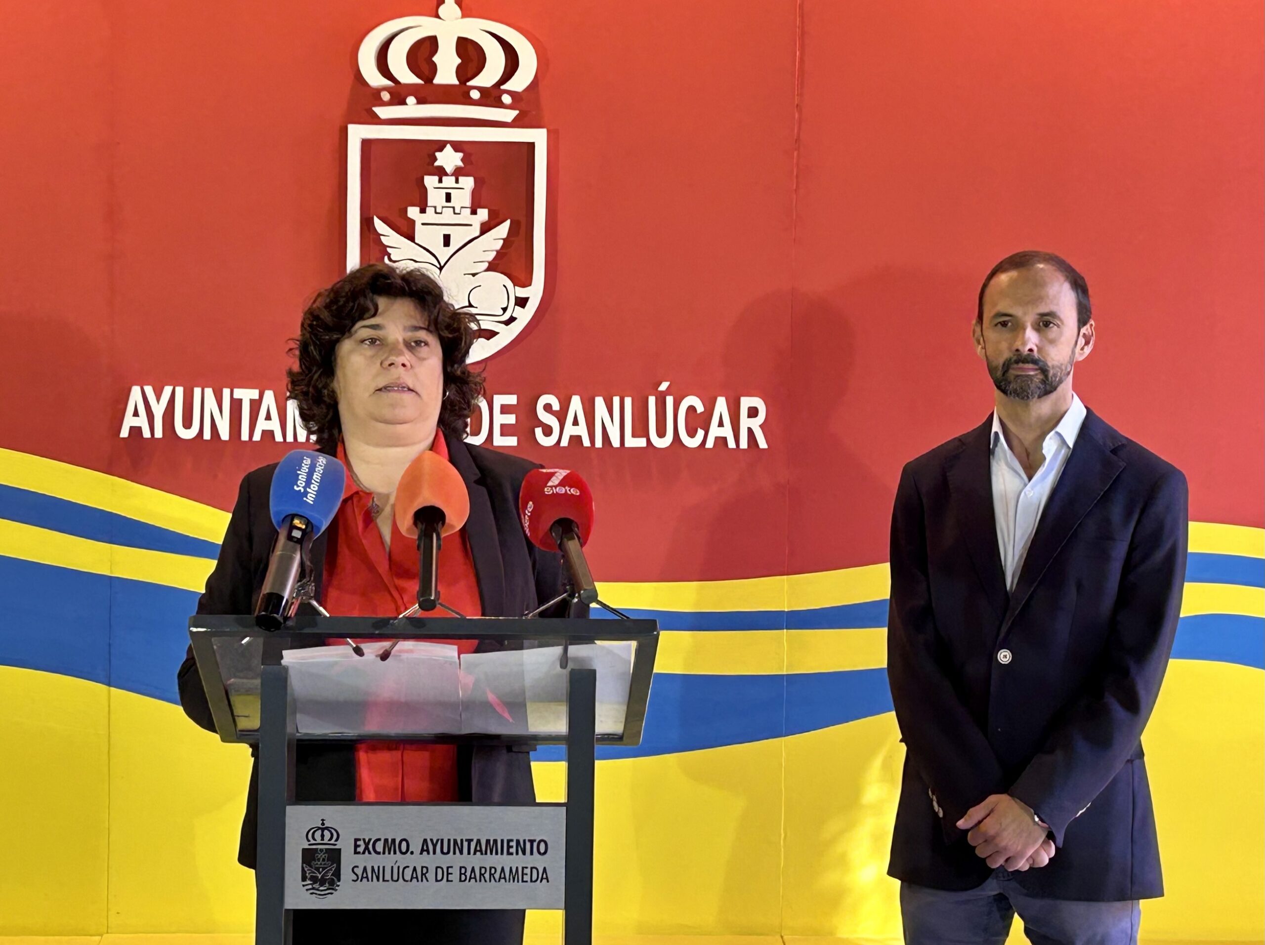 El Ayuntamiento de Sanlúcar, en la cuerda floja: peligra el pacto de gobierno IU-PSOE