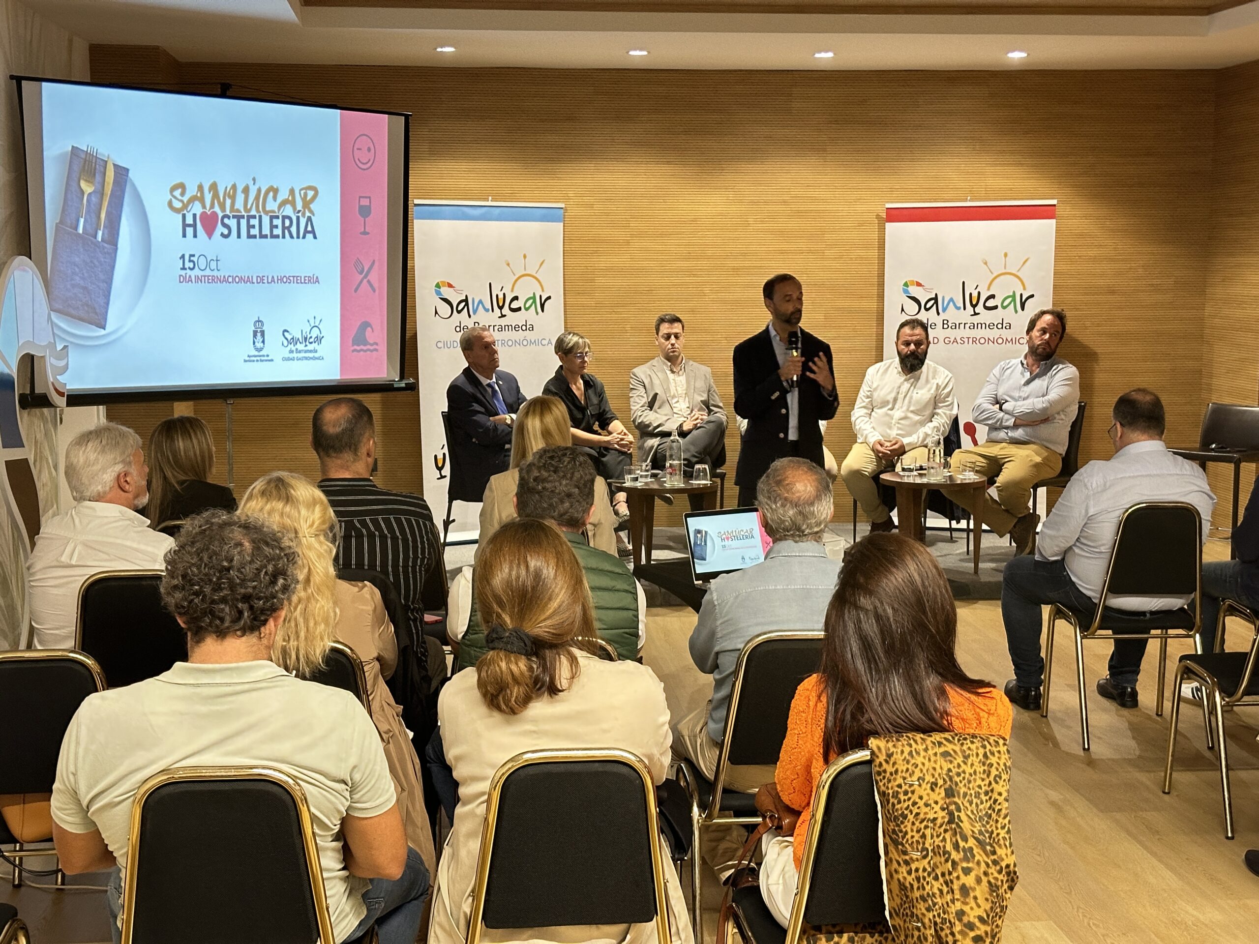 La hostelería sanluqueña reivindica su excelencia y protagonismo en el desarrollo de la ciudad