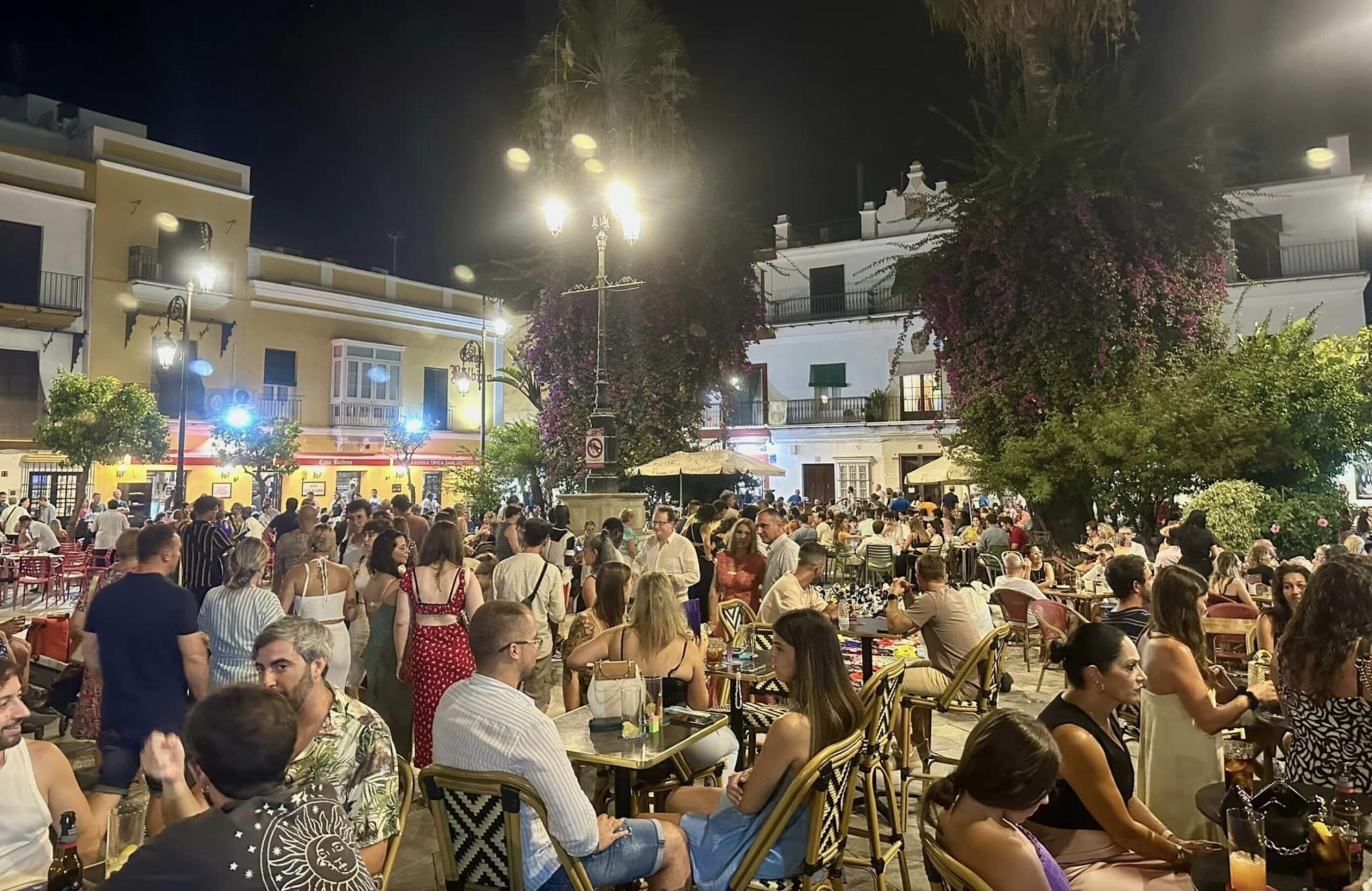 La hostelería sanluqueña podrá cerrar hasta dos horas más tarde durante el Carnaval