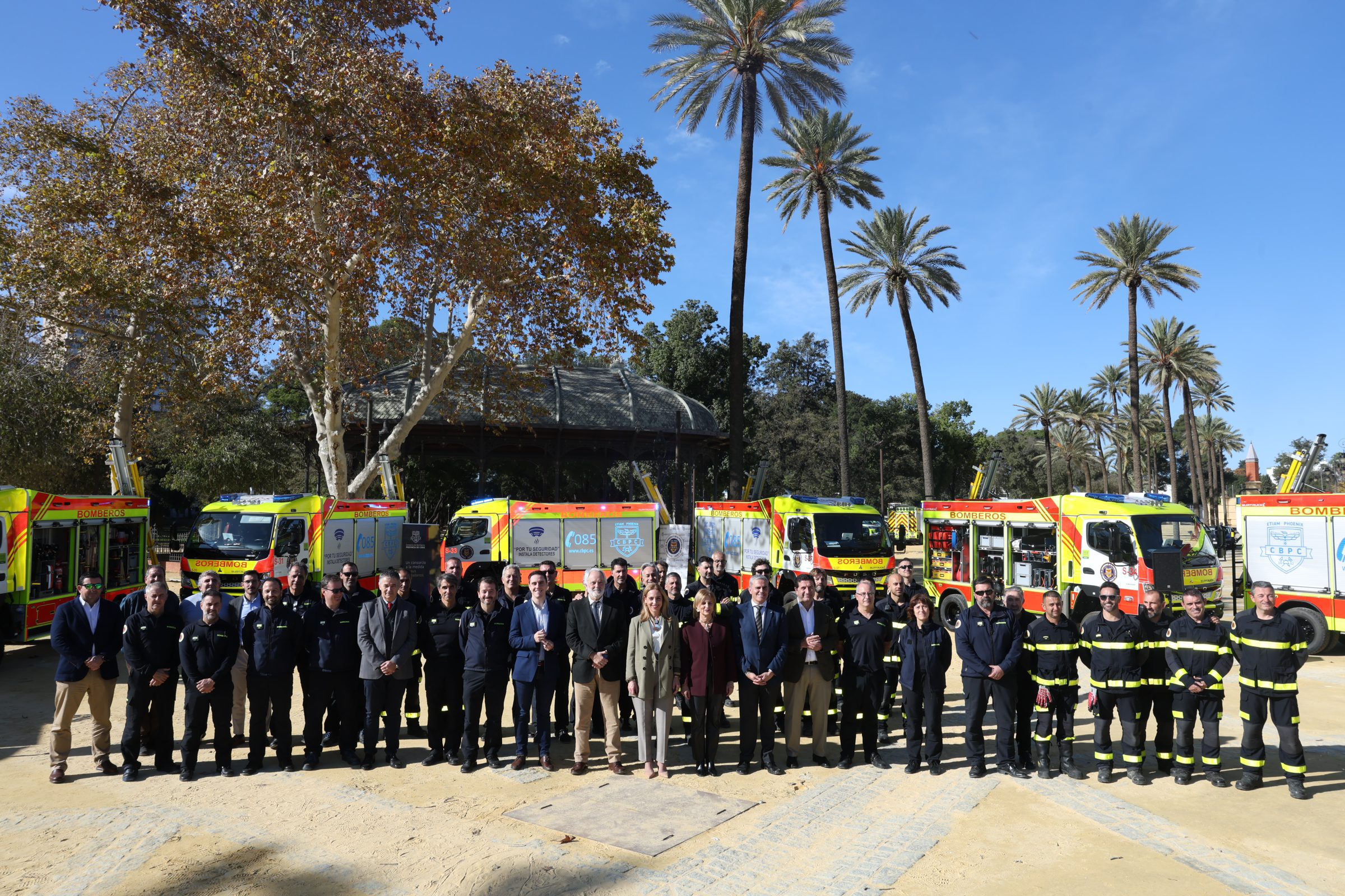 El Consorcio de Bomberos de Cádiz mejora su flota de vehículos con nueve furgones de salvamento ligeros